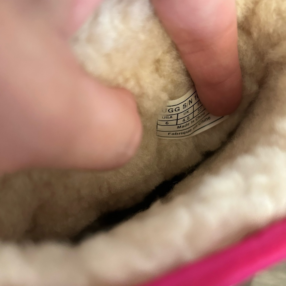 Pink sequin uggs - Picture 4 of 4
